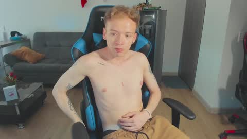 Alejandro Alex online show from December 2024 06:35:02 PM