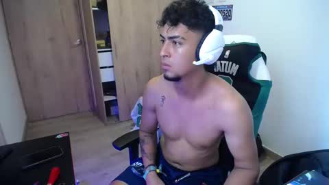 Snapshot of matias_bianco01 chatting on September 2025 02:52:01 PM matias online show from September 2025 02:52:01 PM