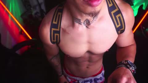 matius online show from December 2025 02:54:01 PM