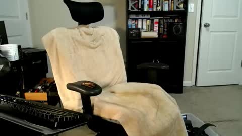 Snapshot of matt1967atl chatting on February 2025 07:10:02 PM matt1967atl online show from February 2025 07:10:02 PM