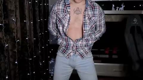 Matt online show from December 2024 06:01:02 PM