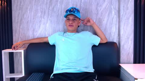 Snapshot of matt_ruso chatting on September 2025 07:15:02 PM Matt Ruso online show from September 2025 07:15:02 PM