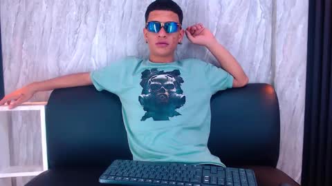 Snapshot of matt_ruso chatting on September 2025 07:17:02 PM Matt Ruso online show from September 2025 07:17:02 PM