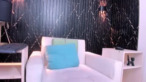 Snapshot of matt_ruso chatting on November 2025 04:01:02 AM Matt Ruso online show from November 2025 04:01:02 AM