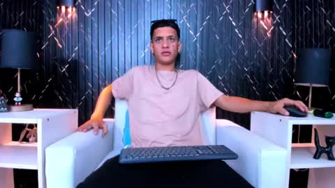 Snapshot of matt_ruso chatting on November 2025 03:07:01 AM Matt Ruso online show from November 2025 03:07:01 AM