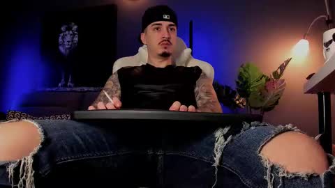 Snapshot of matt_thestud chatting on February 2026 07:39:01 AM Matt online show from February 2026 07:39:01 AM