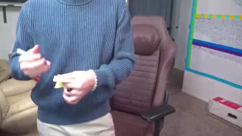 Snapshot of mattcashxxx chatting on December 2024 02:08:02 AM Matt Cash online show from December 2024 02:08:02 AM