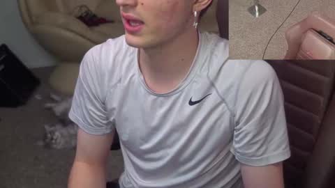 Snapshot of mattcashxxx chatting on January 2025 05:09:02 PM Matt Cash online show from January 2025 05:09:02 PM