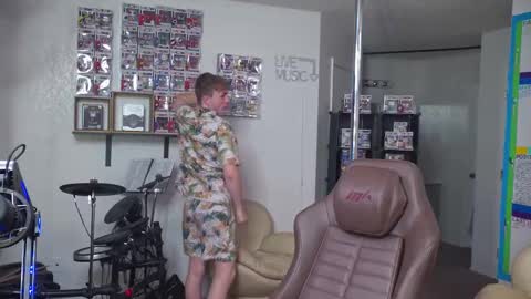 Snapshot of mattcashxxx chatting on March 2025 02:06:02 AM Matt Cash online show from March 2025 02:06:02 AM