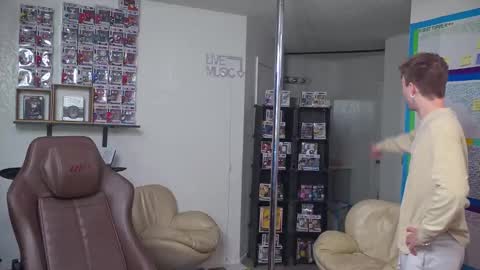 Snapshot of mattcashxxx chatting on March 2025 01:12:01 AM Matt Cash online show from March 2025 01:12:01 AM