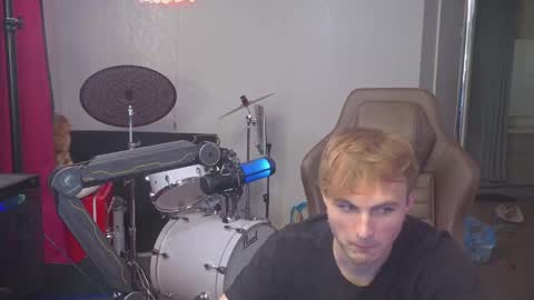 Snapshot of mattcashxxx chatting on September 2025 01:11:01 AM Matt Cash online show from September 2025 01:11:01 AM