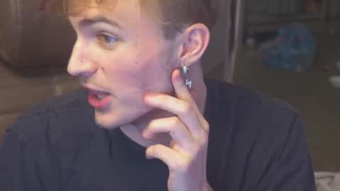 Snapshot of mattcashxxx chatting on September 2025 04:01:02 PM Matt Cash online show from September 2025 04:01:02 PM