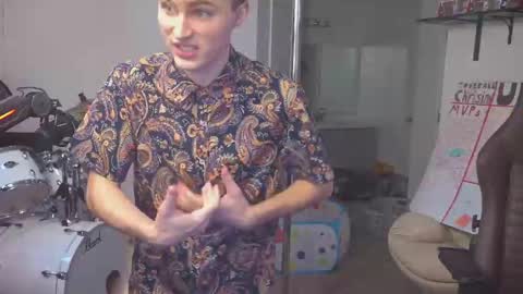 Snapshot of mattcashxxx chatting on October 2025 01:12:02 AM Matt Cash online show from October 2025 01:12:02 AM