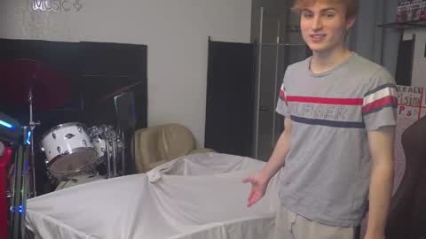 Snapshot of mattcashxxx chatting on November 2025 02:13:01 AM Matt Cash online show from November 2025 02:13:01 AM