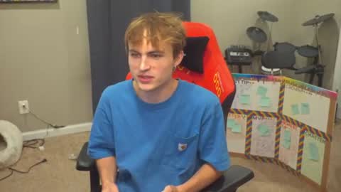 Snapshot of mattcashxxx chatting on June 2026 01:08:02 AM Matt Cash online show from June 2026 01:08:02 AM