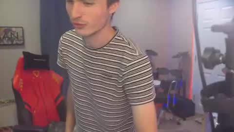 Snapshot of mattcashxxx chatting on June 2026 01:16:01 AM Matt Cash online show from June 2026 01:16:01 AM