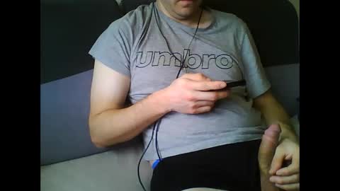 Snapshot of mattek89 chatting on March 2025 09:22:01 AM mattek89 online show from March 2025 09:22:01 AM