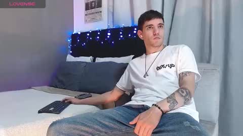 ---Matteo--- online show from November 2025 04:45:02 AM