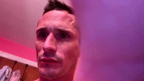 matthewc281 online show from June 2026 06:16:01 AM