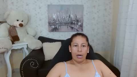 Snapshot of mature_martina_ chatting on April 2026 06:10:01 PM Martina online show from April 2026 06:10:01 PM