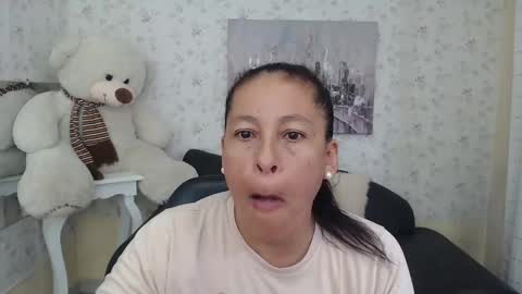 Snapshot of mature_martina_ chatting on April 2026 09:20:02 PM Martina online show from April 2026 09:20:02 PM