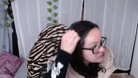 Snapshot of mature_wolf chatting on February 2025 02:57:01 PM Sonia online show from February 2025 02:57:01 PM