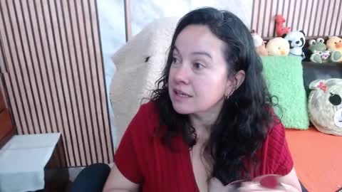 Snapshot of mature_wolf chatting on September 2025 03:46:02 PM Sonia online show from September 2025 03:46:02 PM