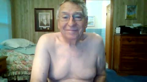 Snapshot of maturecouple1954 chatting on April 2026 11:23:02 AM SXECPL55 at G mail Dot Com online show from April 2026 11:23:02 AM