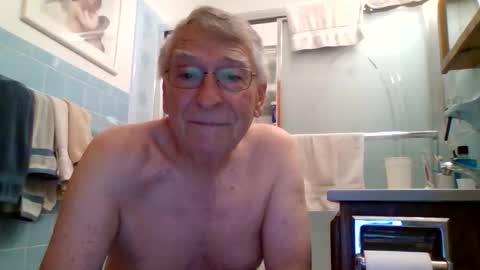 Snapshot of maturecouple1954 chatting on April 2026 02:15:01 AM SXECPL55 at G mail Dot Com online show from April 2026 02:15:01 AM