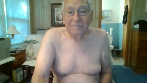 Snapshot of maturecouple1954 chatting on May 2026 11:50:01 AM SXECPL55 at G mail Dot Com online show from May 2026 11:50:01 AM