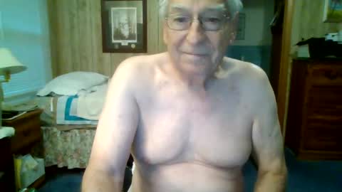 Snapshot of maturecouple1954 chatting on June 2026 11:29:02 AM SXECPL55 at G mail Dot Com online show from June 2026 11:29:02 AM