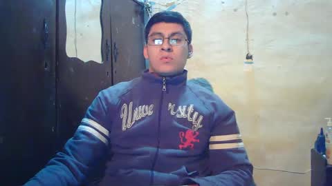 Snapshot of maurodirty chatting on February 2025 06:54:01 AM Mauro online show from February 2025 06:54:01 AM