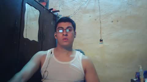 Snapshot of maurodirty chatting on March 2025 07:01:02 AM Mauro online show from March 2025 07:01:02 AM