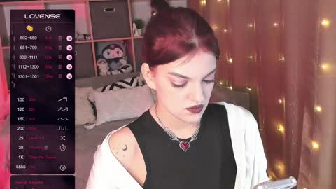 Mavis online show from December 2024 10:39:02 PM