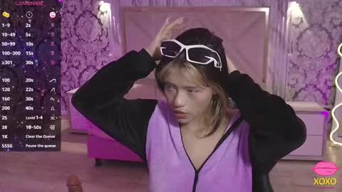 Mavis  online show from January 2026 11:35:01 AM