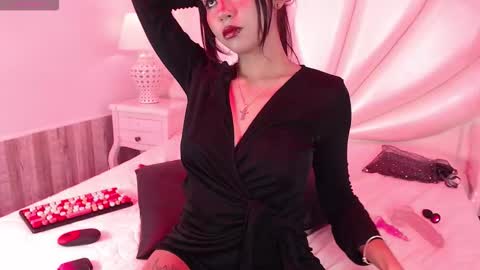 Snapshot of mavismanson chatting on October 2025 09:11:01 PM mavismanson online show from October 2025 09:11:01 PM