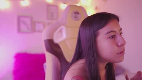 Snapshot of mavy_ chatting on March 2026 07:54:01 PM MAVY online show from March 2026 07:54:01 PM