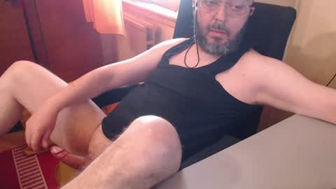 Snapshot of max818k chatting on June 2026 10:24:02 AM Max online show from June 2026 10:24:02 AM