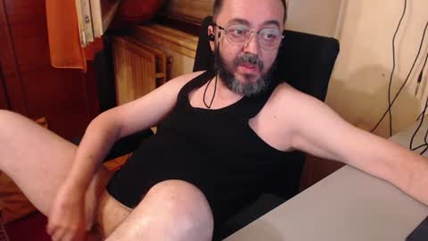 Snapshot of max818k chatting on June 2026 07:01:01 PM Max online show from June 2026 07:01:01 PM