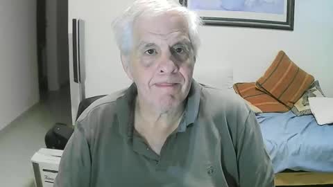 Snapshot of max_2017 chatting on December 2024 02:02:01 AM max_2017 online show from December 2024 02:02:01 AM