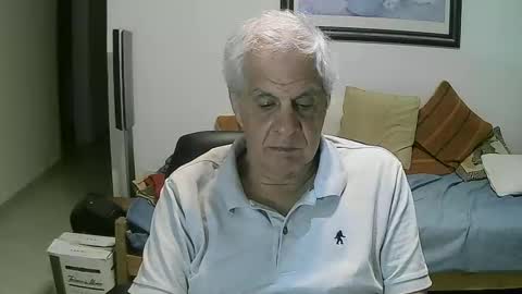 Snapshot of max_2017 chatting on December 2024 02:52:01 AM max_2017 online show from December 2024 02:52:01 AM