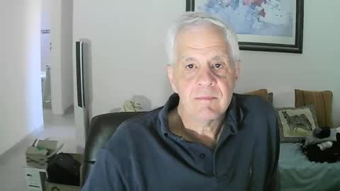 Snapshot of max_2017 chatting on December 2024 09:08:01 PM max_2017 online show from December 2024 09:08:01 PM