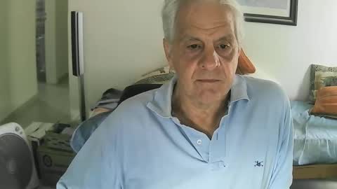 Snapshot of max_2017 chatting on January 2025 08:50:02 PM max_2017 online show from January 2025 08:50:02 PM