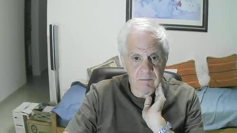 Snapshot of max_2017 chatting on February 2025 03:09:01 AM max_2017 online show from February 2025 03:09:01 AM