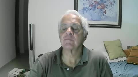 Snapshot of max_2017 chatting on February 2025 04:06:01 AM max_2017 online show from February 2025 04:06:01 AM