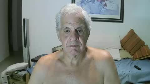 Snapshot of max_2017 chatting on February 2025 02:41:01 AM max_2017 online show from February 2025 02:41:01 AM