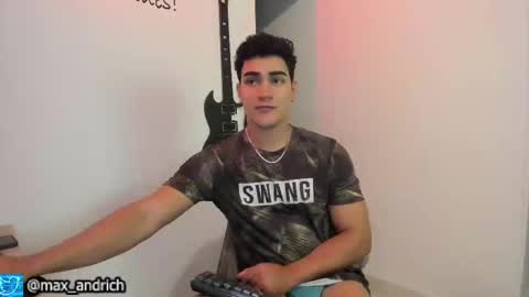 Max... online show from October 2025 03:51:02 AM