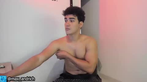 Max... online show from November 2025 02:33:01 AM