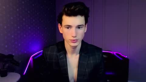 Snapshot of max_foks chatting on December 2025 09:50:02 AM Max online show from December 2025 09:50:02 AM