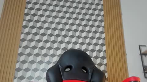 Snapshot of max_jowel chatting on November 2025 02:06:02 AM max_jowel online show from November 2025 02:06:02 AM